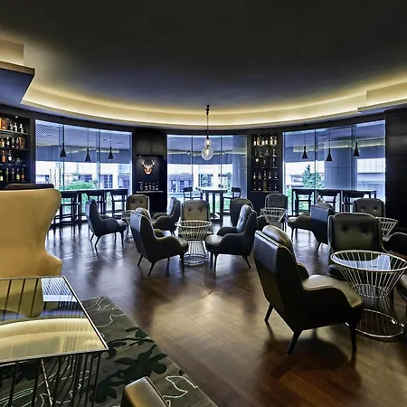 Pullman Kuala Lumpur City Centre Hotel & Residences-2
