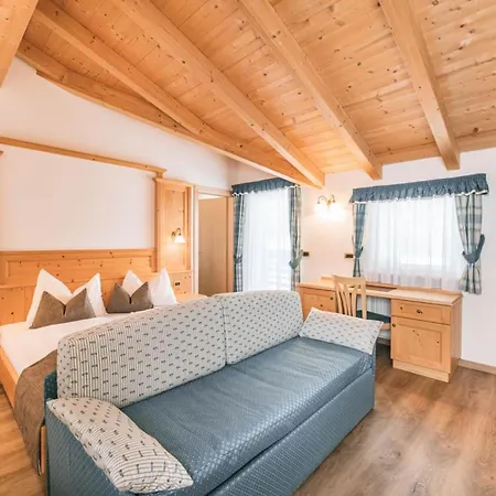 Garni Hotel Miara - Your Dolomites Home-2