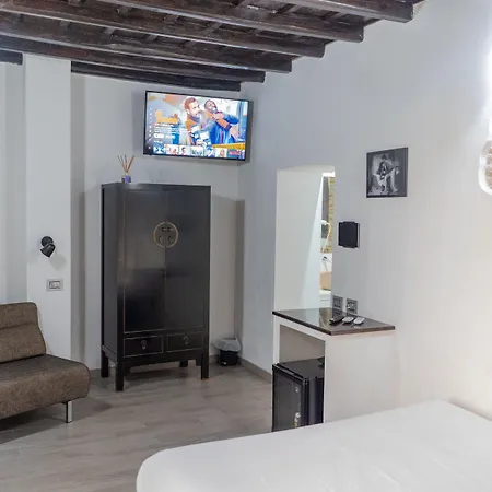 Irooms - Spanish Steps-2
