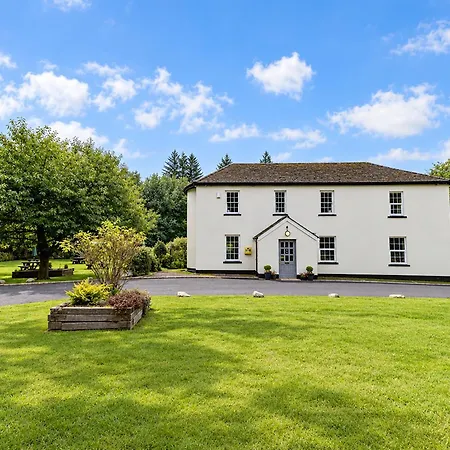 Nant Ddu Lodge Hotel & Spa By Belvilla-2