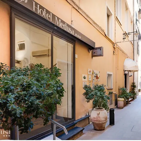 Hotel Medusa-2
