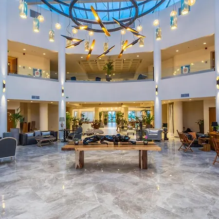 Elysian Luxury Hotel And Spa-3