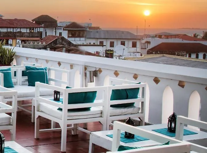 5 star hotel: Maru Maru Hotel