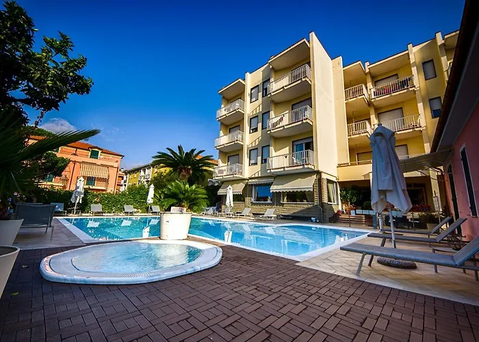 3-Sterne-Hotel: Hotel Splendid