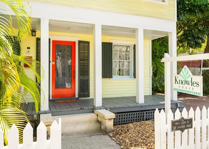 Hotel with view: Knowles House B&B - Adult Only