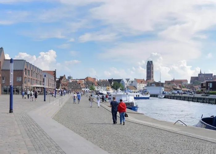 Appartment Ferienwohnung mit großer Terrasse Ohlerich Speicher Wismar
