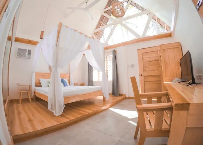 3 star hotels Bermuda Triangle Bungalows