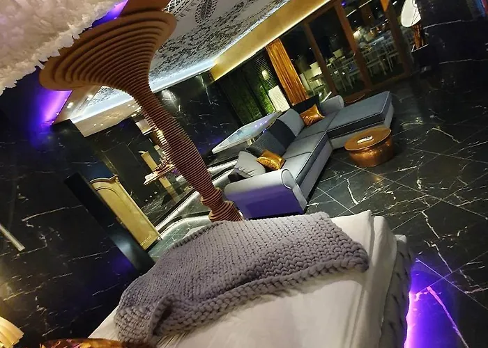 Hotel Ramka & Restaurant & Wine Bar