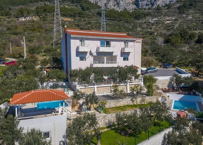 Villa Petra Apartment With Private Pool