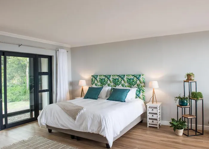 Сity center hotels Ridge House