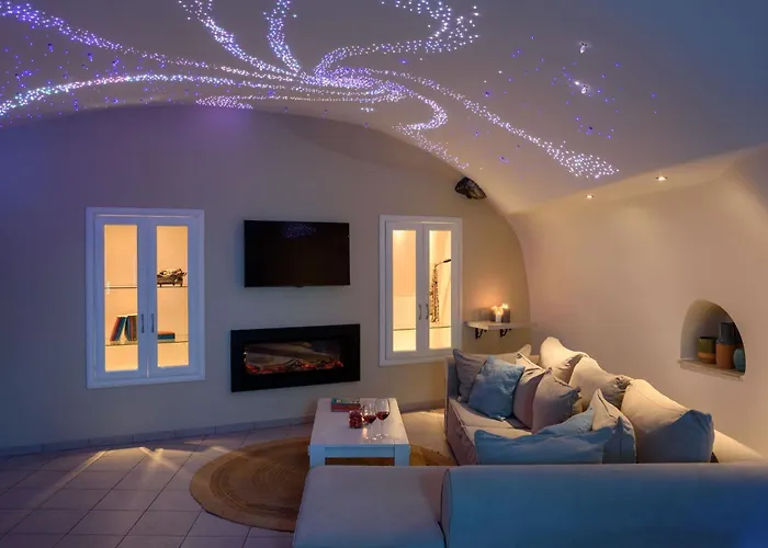 Suite Home Santorini