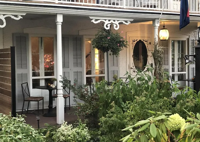 Boutique hotel only: Harrogate House Inn