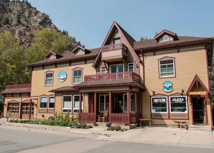Clear Creek Inn