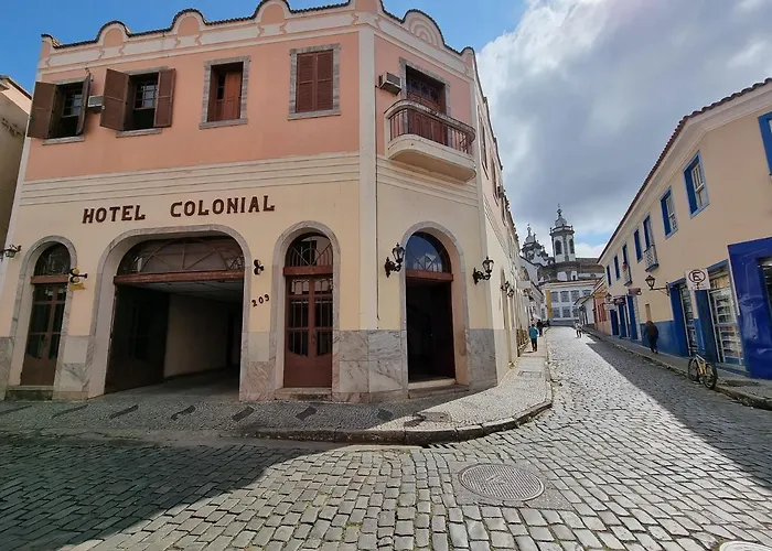 Colonial