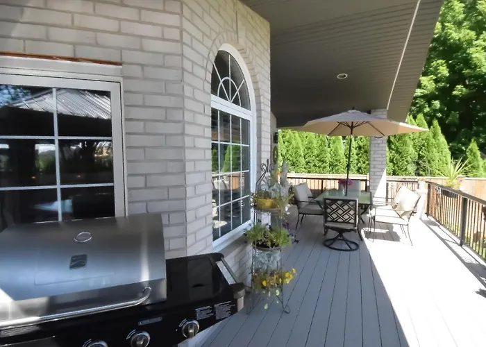 Graystone Bed & Breakfast