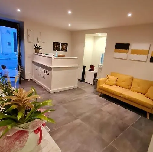 Resort: Lithos Rooms