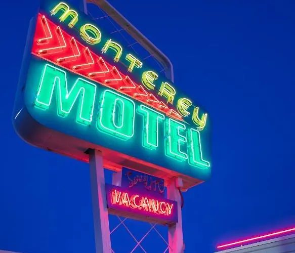 Resort: The Monterey Motel