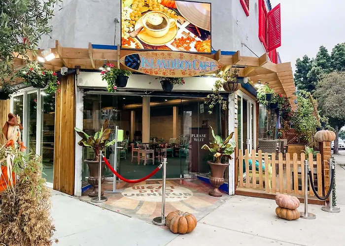 Island Girl Spa + Bed And Breakfast