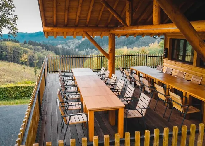 La Harde 31 pers Malmedy, vue, wellness, jardin
