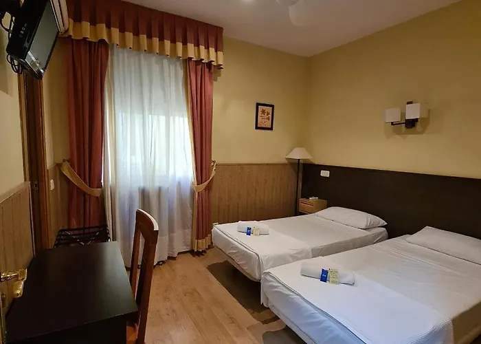 Guest house: Hostal Oporto