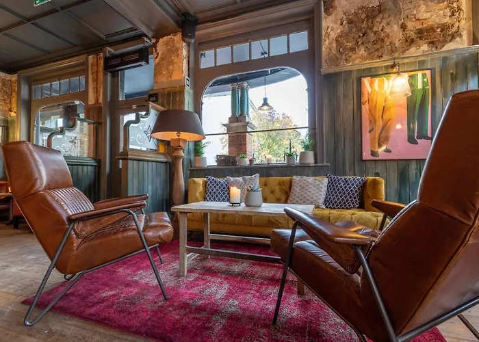 The Wolfpack Inn