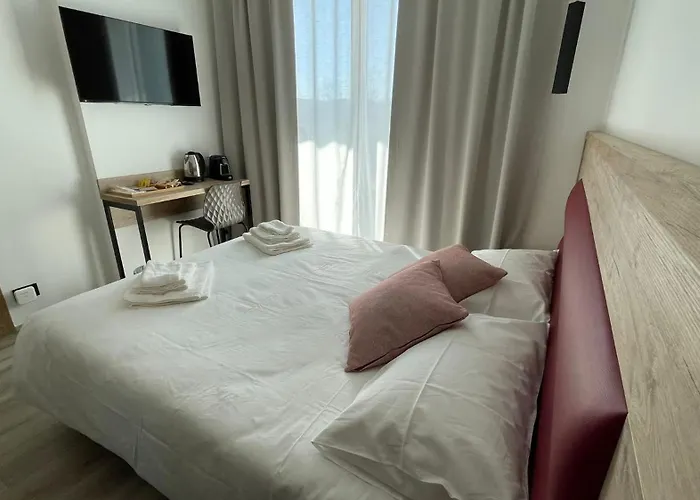 4 star hotel: Bari Airport Rooms
