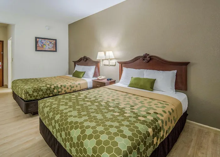 Motels Econo Weatherford