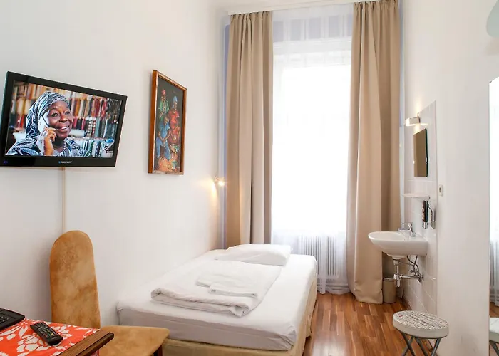 Timeout City Hotel, 5 Min To City Center, Self Check In