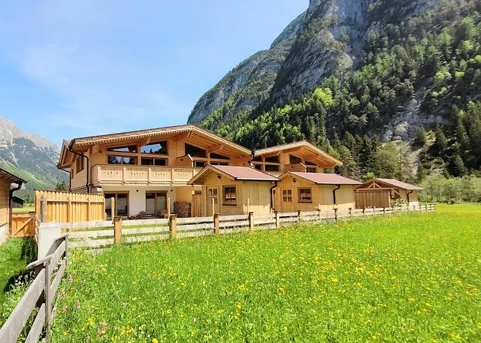 Hotel nahe College: Puitbach Chalet