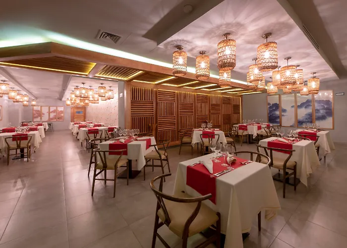 Romantic hotel: Viva Azteca By Wyndham, A Trademark All Inclusive Resort