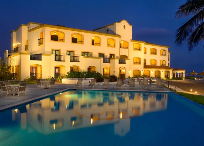 Pet Friendly hotel: Las Villas Hotel & Golf By Estrella Del Mar