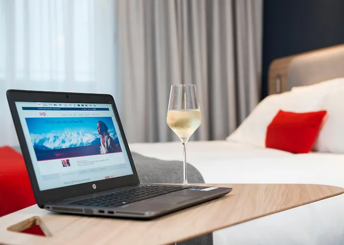 Holiday Inn Express Greenwich By Ihg