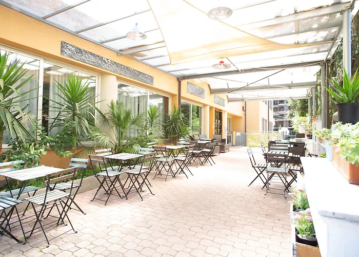 Cheap hotel: Scheppers Hotel
