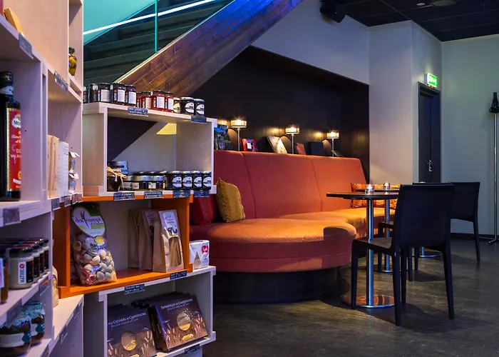 Сity center hotels Best Western Plus Park City Solna