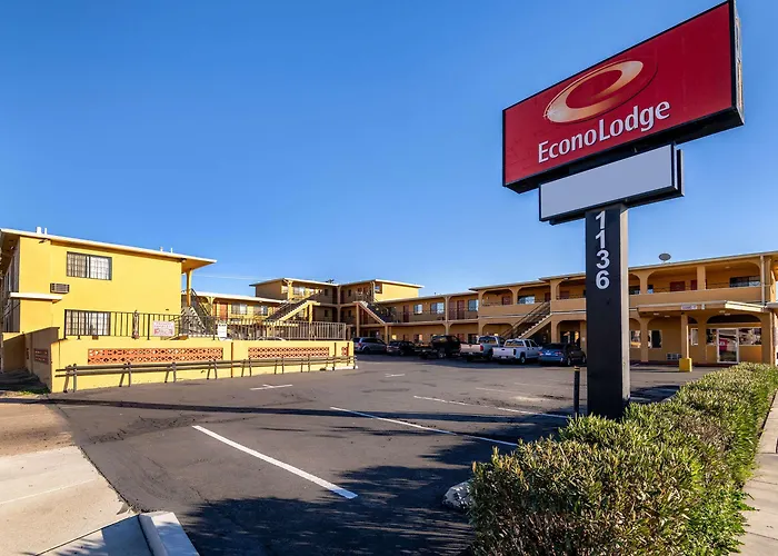 Resorts Guide Econo Lodge University