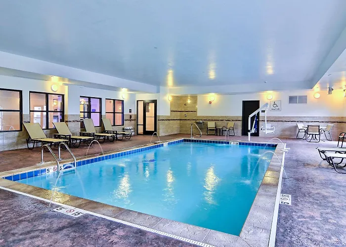 Comfort Suites Uniontown
