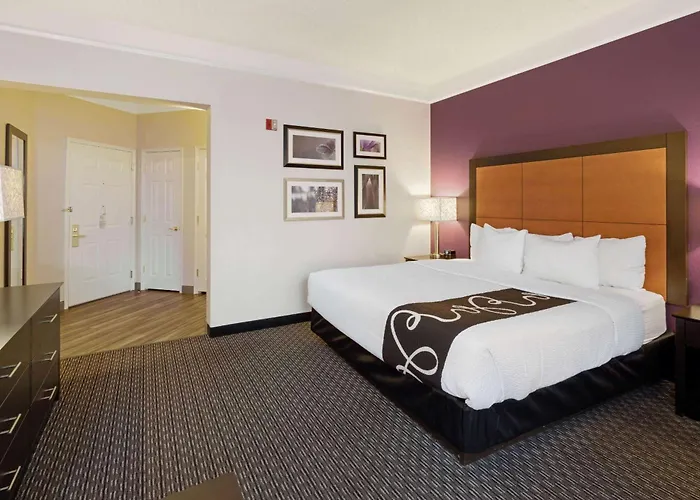 La Quinta Inn & Suites By Wyndham Phoenix
