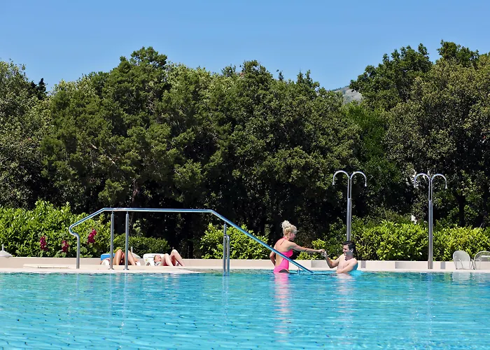 Resort: Valamar Tirena Hotel