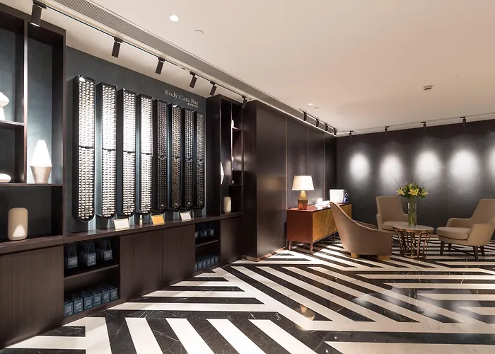 Golf Hotel: Golden Tulip Shanghai Hongqiao- A Louvre Hotel