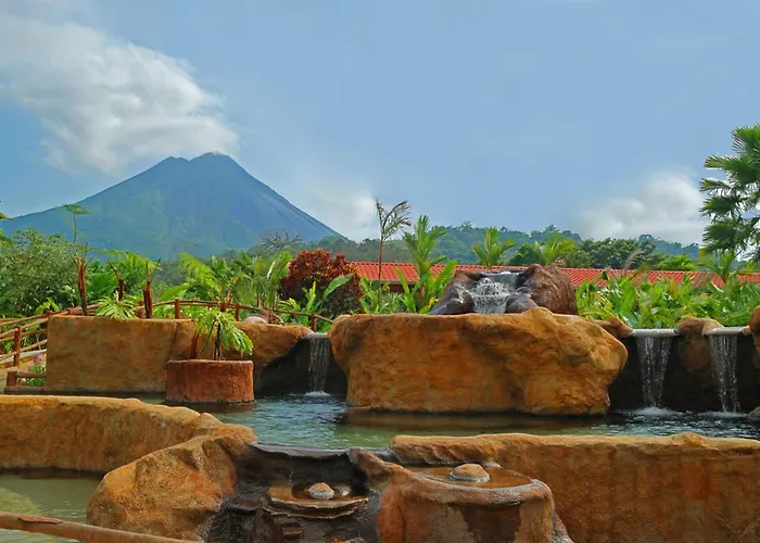 Volcano Lodge, Hotel & Thermal Experience