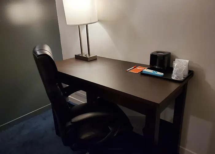Cheap hotels Econo Lodge
