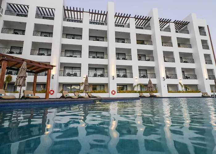 Beach hotel: Medano Hotel And Spa