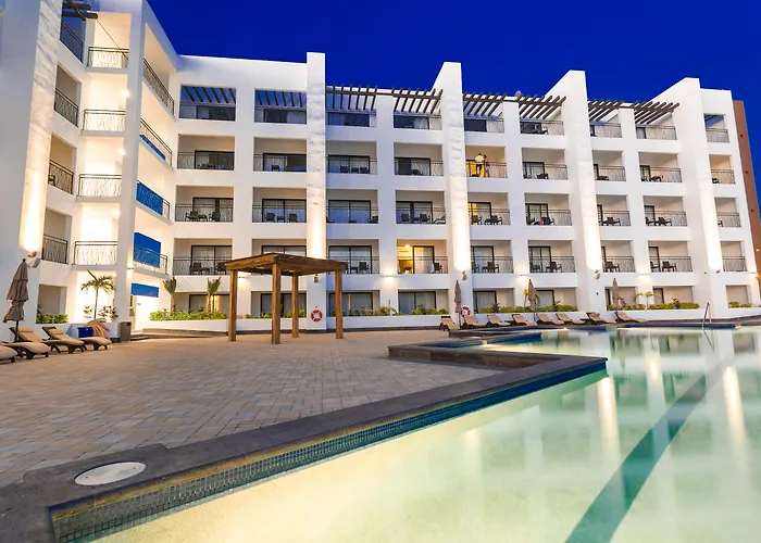Beach hotel: Medano Hotel And Spa