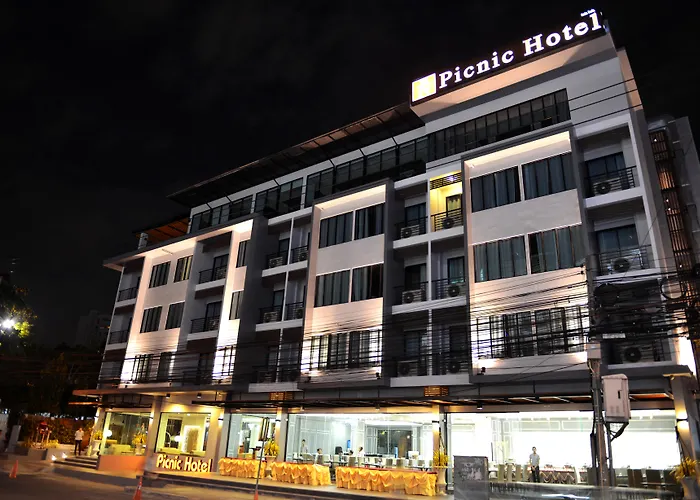 Motels Picnic Bangkok - Rang Nam
