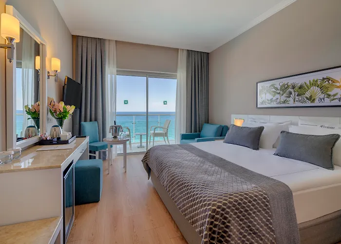  Corendon Playa Kemer