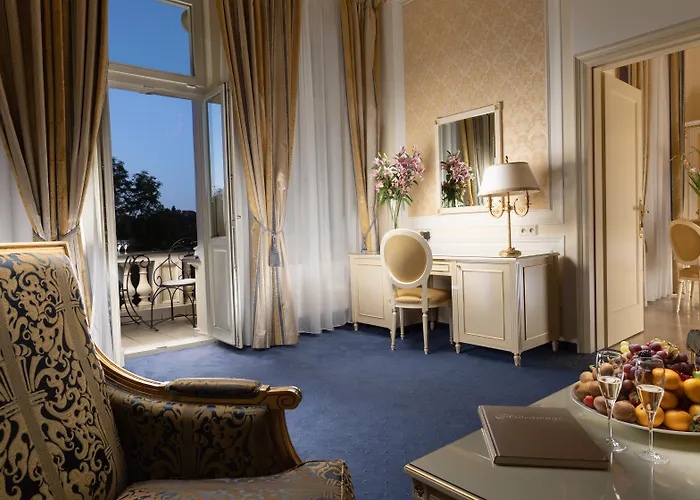 Savoy Westend
