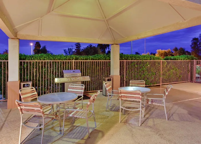 Spa Hotel: Sonesta Simply Suites Phoenix Tempe