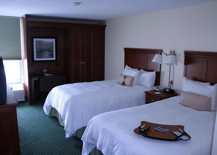 Hampton Inn Charleston Downtown