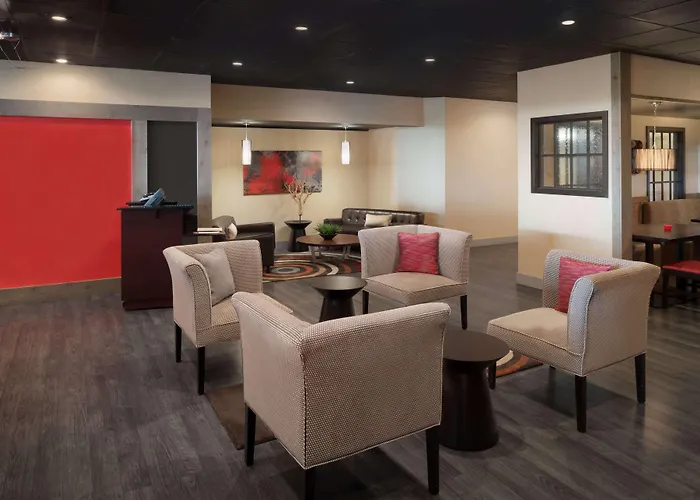 Ramada By Wyndham Uniontown