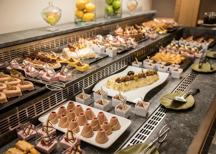 Centraal gelegen hotel: Akasha Beach Hotel & Spa